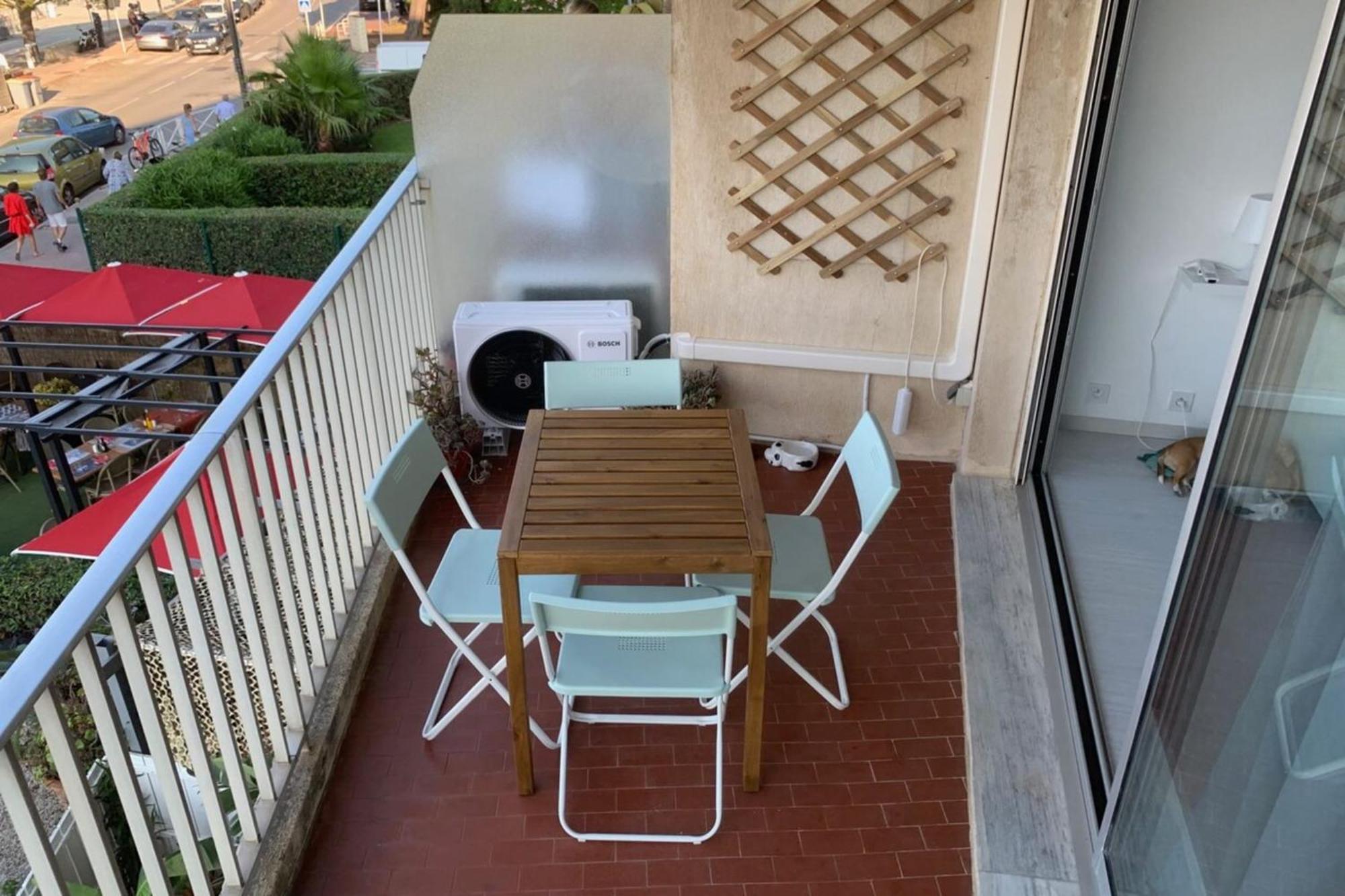 06At1 - Cosy Seaside Studio In An Ideal Location Antibes Exterior photo