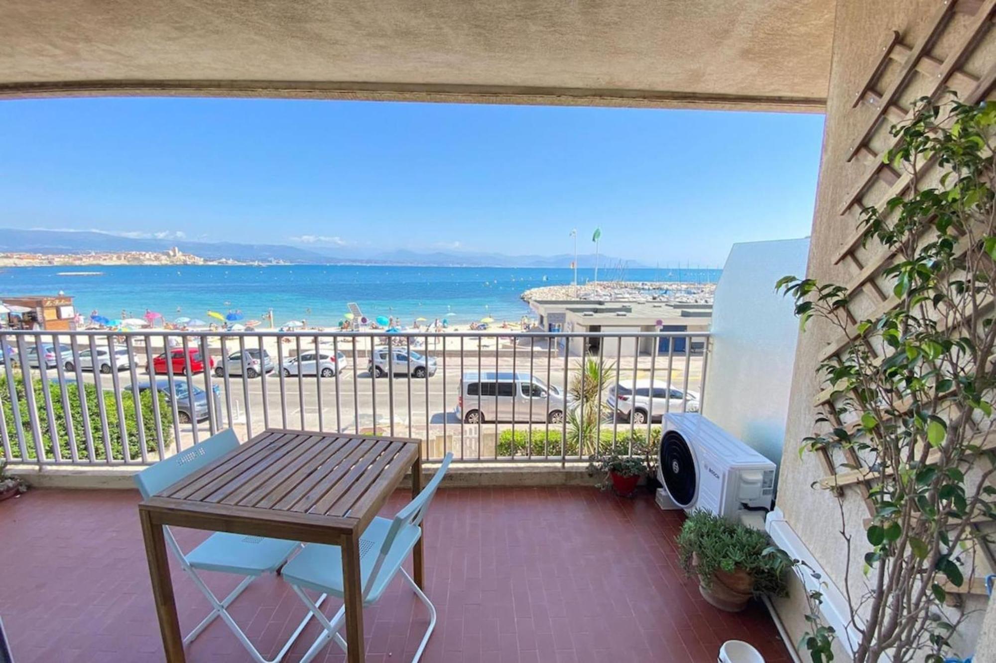 06At1 - Cosy Seaside Studio In An Ideal Location Antibes Exterior photo