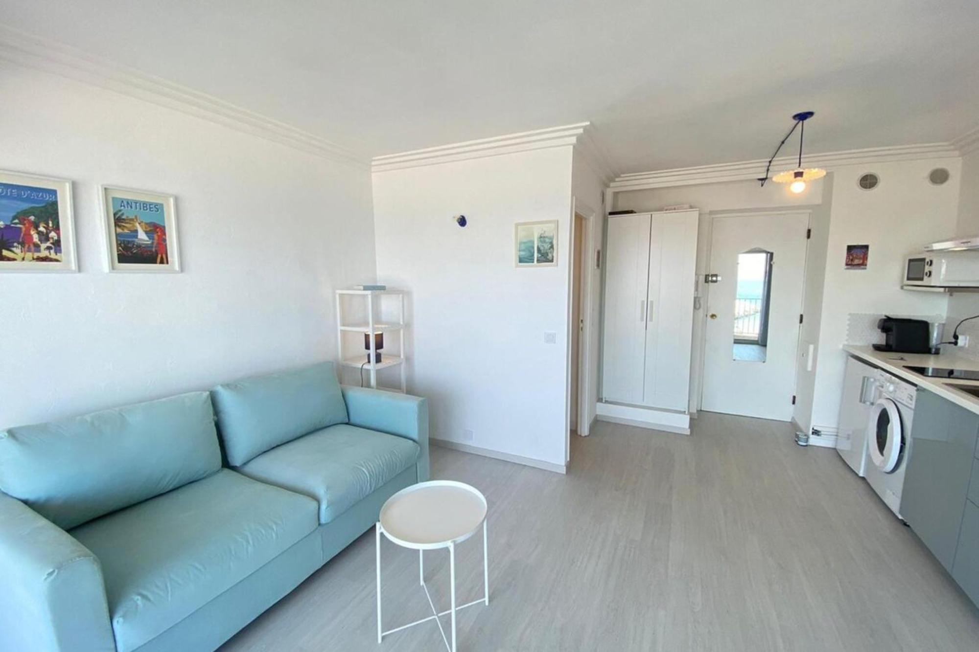 06At1 - Cosy Seaside Studio In An Ideal Location Antibes Exterior photo